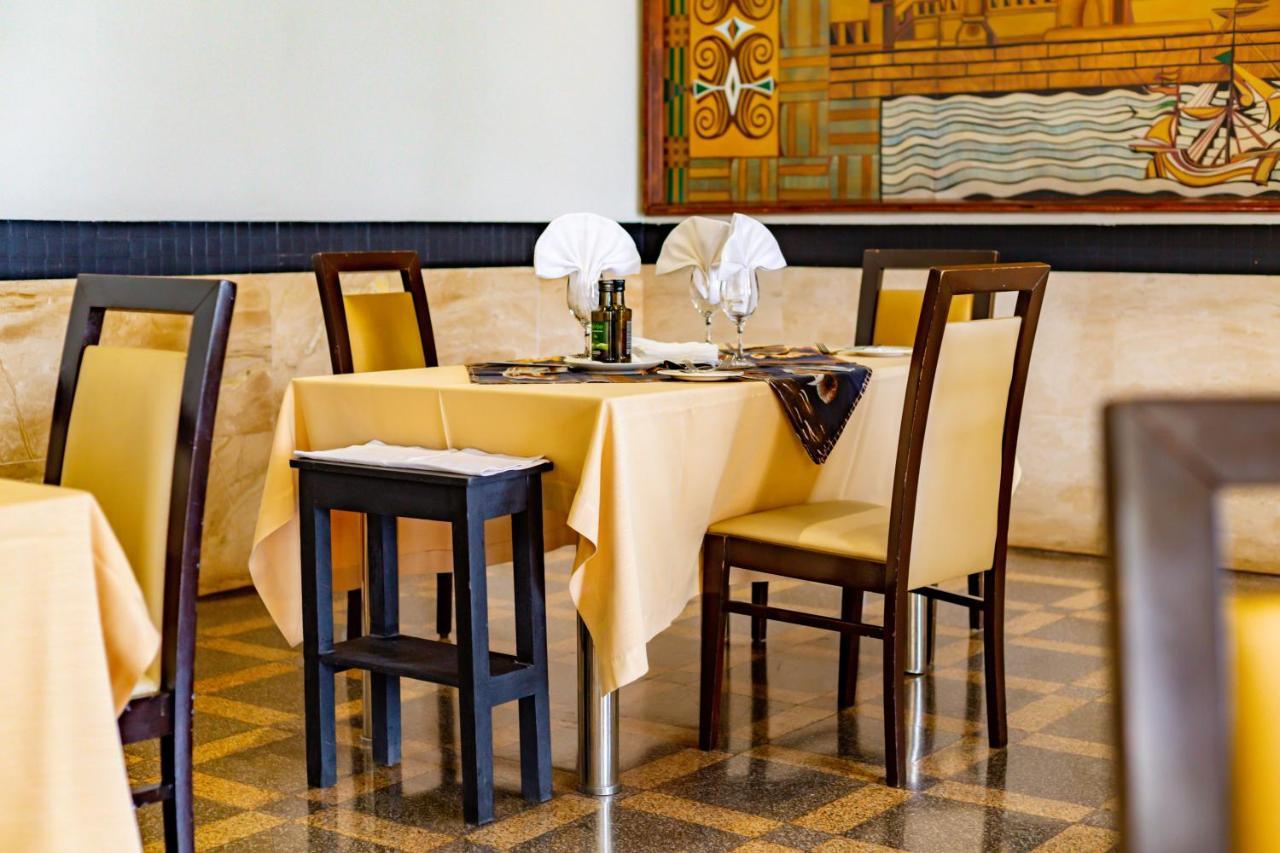 Hotel Continental Luanda Dış mekan fotoğraf
